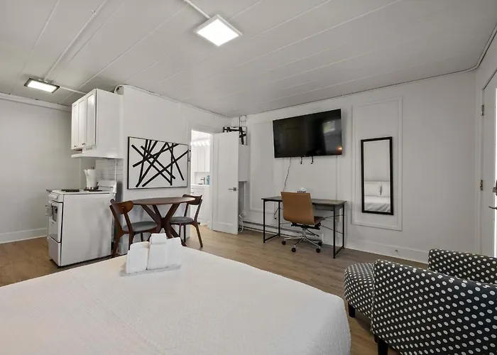 Chic Retreat 99 For 2